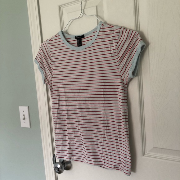 A striped shirt from forever 21 - Picture 3 of 4